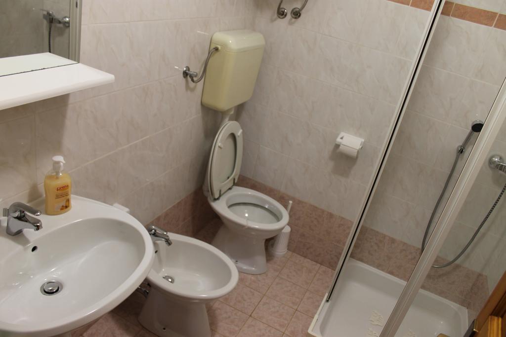 Apartments Mestri Грожнян Номер фото