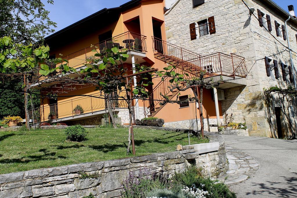 Apartments Mestri Грожнян Экстерьер фото